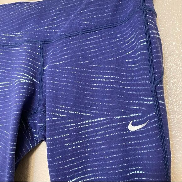 NIKE Epic Run compression Fit Womens Capri Training reflective leggings -S - Picture 5 of 12